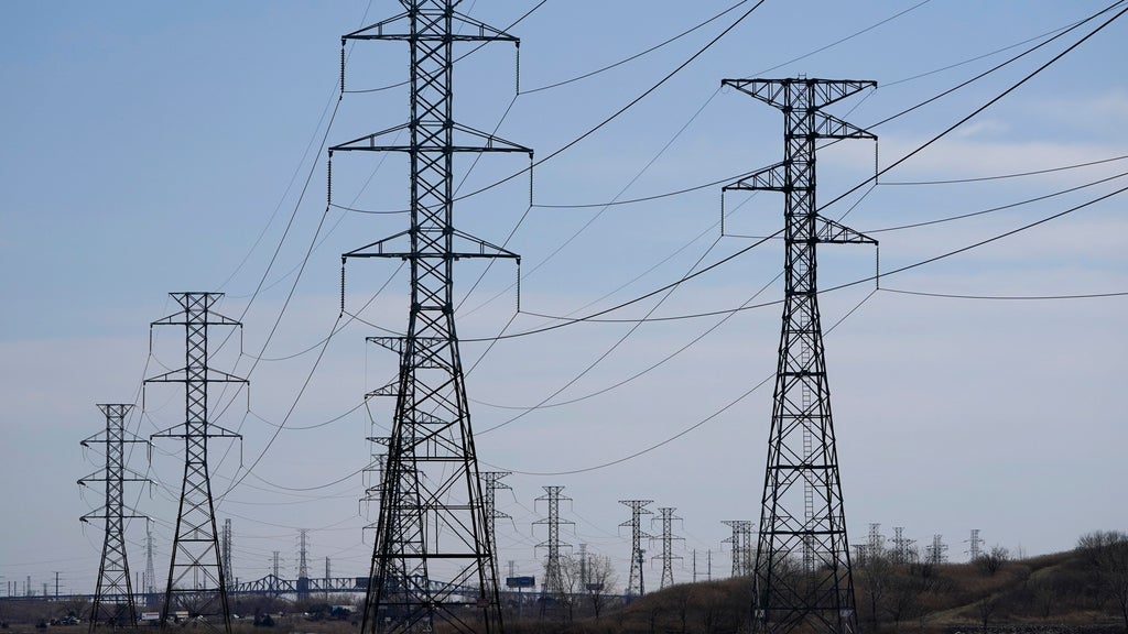 PG&E begins restoring power to Bay Area customers as fire weather conditions improve — CBS Bay Area (KPIX), Larkspur Community news