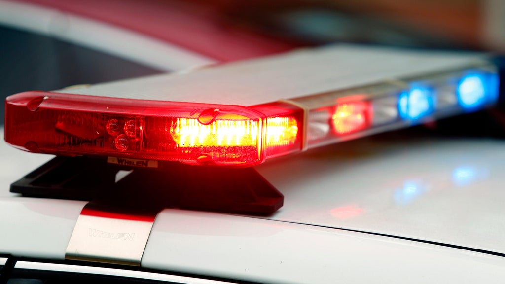 Man arrested after Fairfield home invasion robbery involving shotgun, police say โ CBS Bay Area (KPIX), Larkspur Dining news