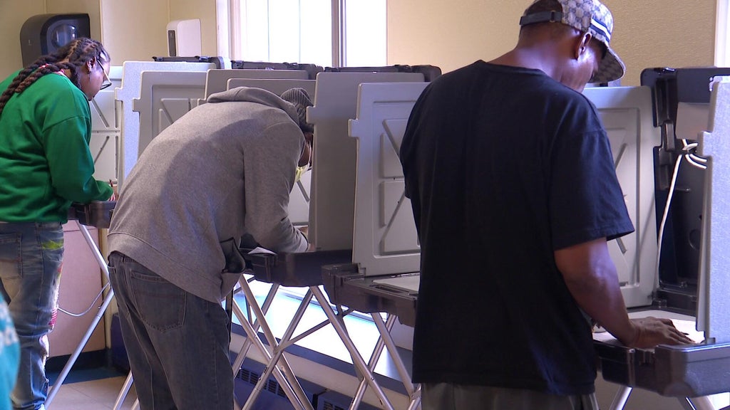 Catholic Charities helps Minnesota's unhoused vote ahead of midterms — WCCO / CBS Minnesota, Larkspur Sports news
