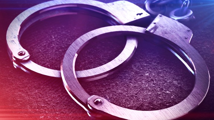 Killeen police chase ends outside Walmart after reported gun threat — KCEN (Central Texas)