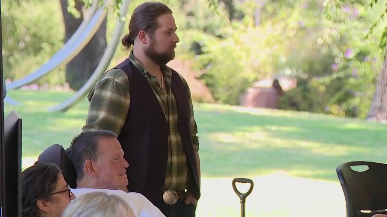 Country singer and quadriplegic lyricist meet for first time after decade of remote music making — KTVU FOX 2 Bay Area